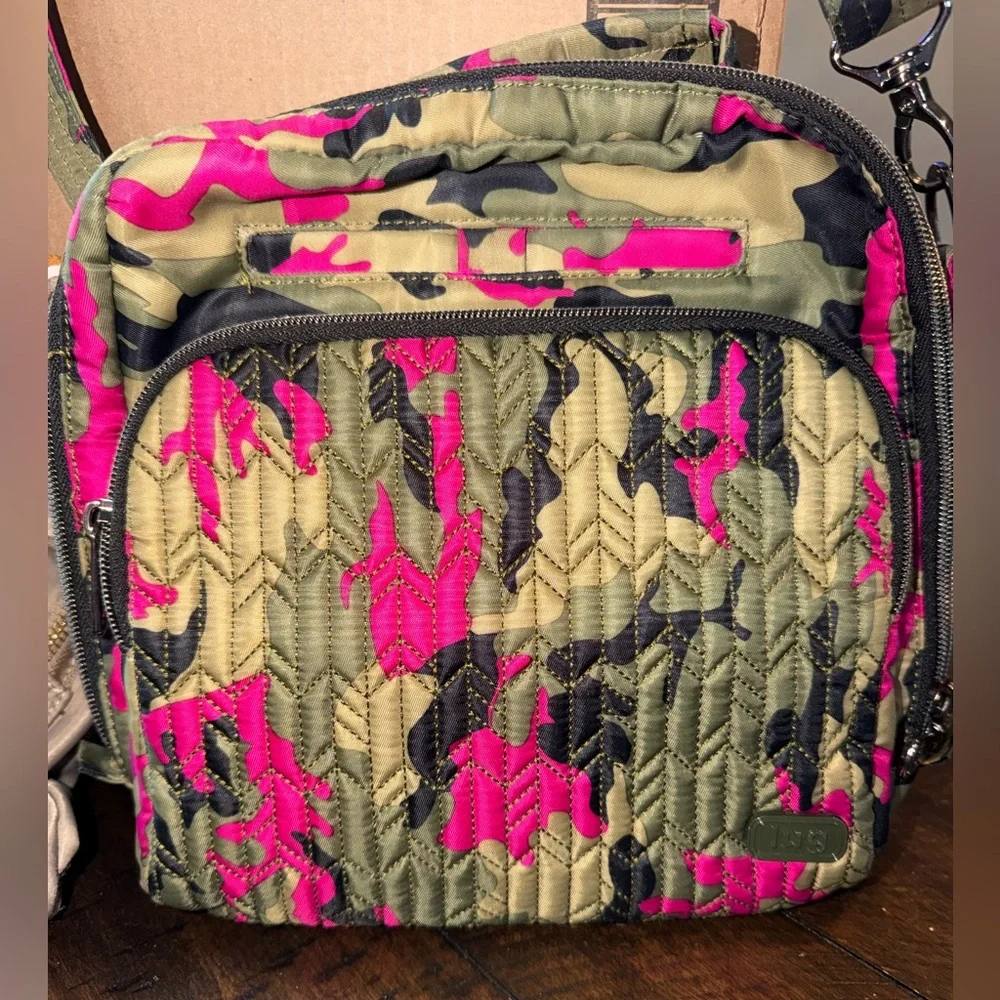 LUG Ranger Quilted Camo Crossbody Bag - Pink & Green - Picture 1 of 6